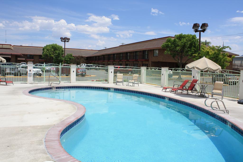 Winnemucca Inn & Casino Экстерьер фото